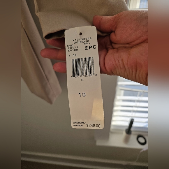 Women suits - Picture 12 of 14